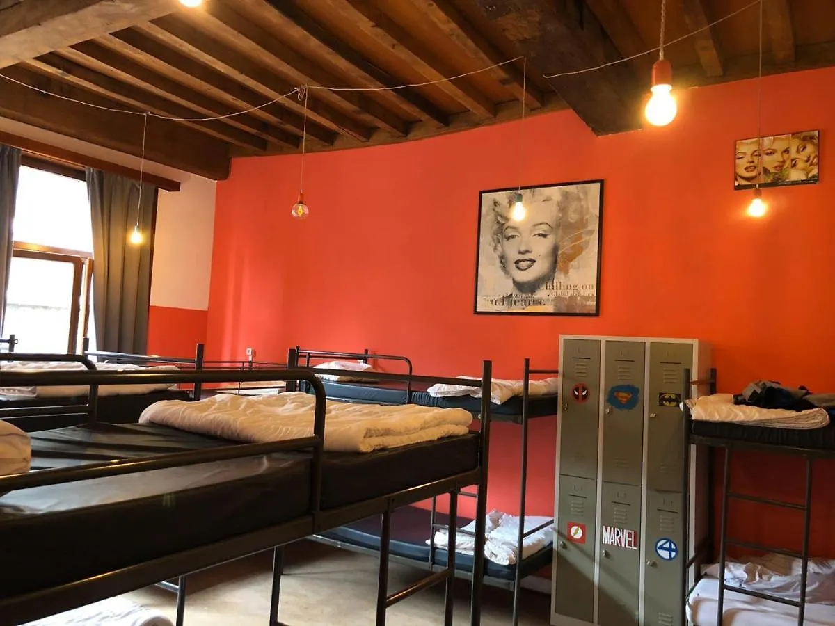 Antwerp City Hostel 0*,
